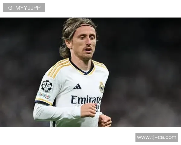 传奇足球明星巴西国王的辉煌历程与不朽传奇 传奇足球明星巴西国王的辉煌历程与不朽传奇