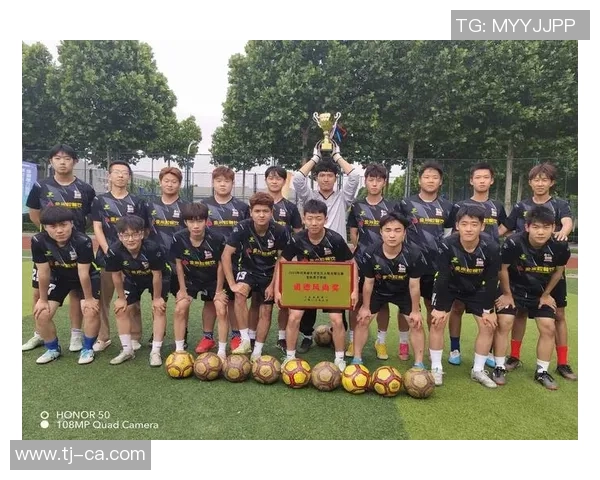 杭州足球队默契配合解析助力球队在赛场上取得佳绩