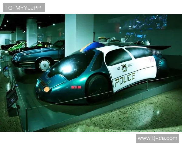 炫酷车辆足球明星摆件让你的车内充满运动激情与个性魅力 炫酷车辆足球明星摆件让你的车内充满运动激情与个性魅力