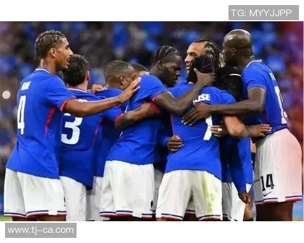 超强足球明星阵容汇聚全球顶尖球员展现无与伦比的竞技魅力与团队精神 超强足球明星阵容汇聚全球顶尖球员展现无与伦比的竞技魅力与团队精神