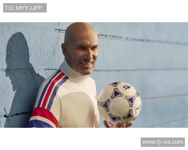 足球明星齐内丁的传奇人生与辉煌成就揭秘 足球明星齐内丁的传奇人生与辉煌成就揭秘